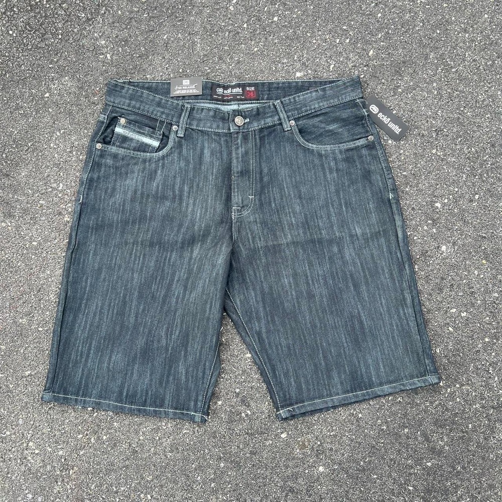 NWT Ecko Unlimited Wide leg Y2K Jorts size 36"